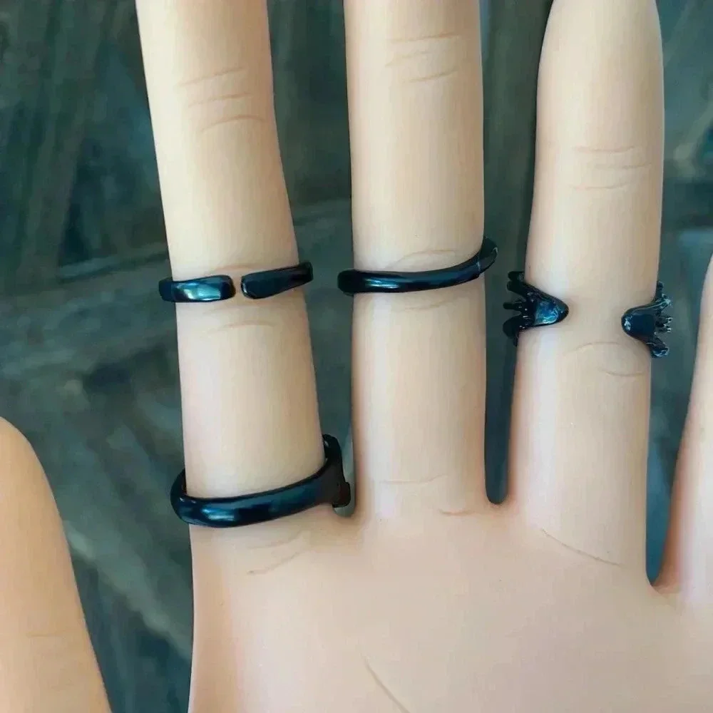 4 Pack Tentacles Dragon Thorns Black Goth Punk Rock Rings New